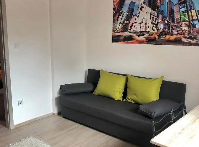 Léna Balatonberény