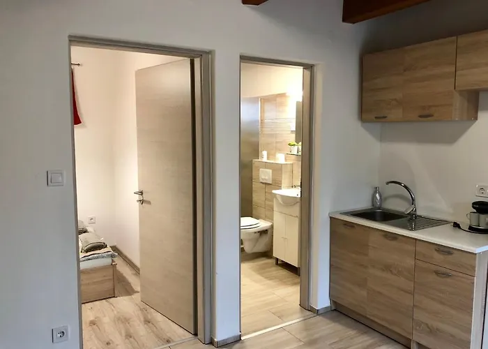 Lena Vendeghaz 3* Balatonberény