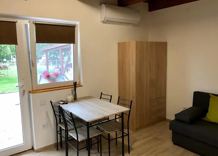 Lena Vendeghaz 3* Balatonbereny